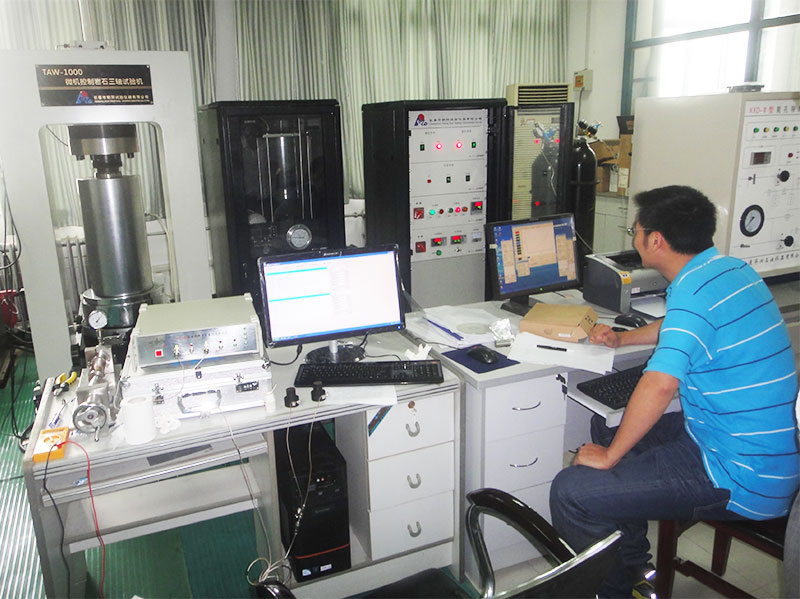 巖石三軸超聲波實驗